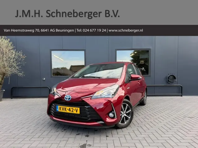 Toyota Yaris 1.5 Hybrid Bi-Tone Aut 2018