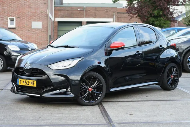 Toyota Yaris 1.5 Hybrid Launch Ed 2021