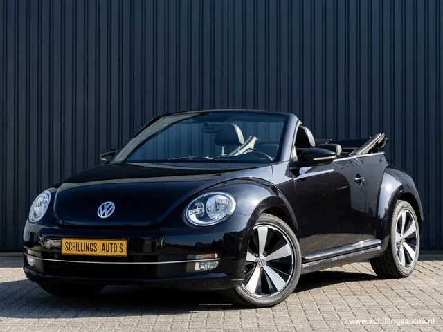 Volkswagen Beetle Cabriolet 1.4 TSI Design Leer DSG-automaar 65.000km 18 118KW 2013