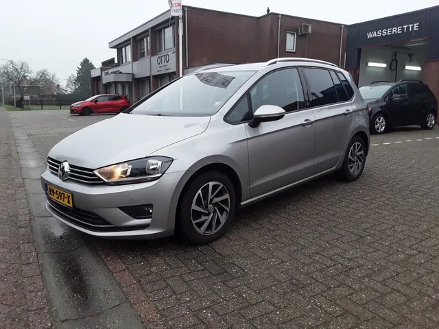 Volkswagen Golf Sportsvan 1.4 TSI Sound 2017
