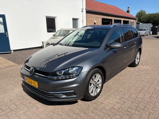 Volkswagen Golf 1.0 TSI Comfortline Business Adapt 2020