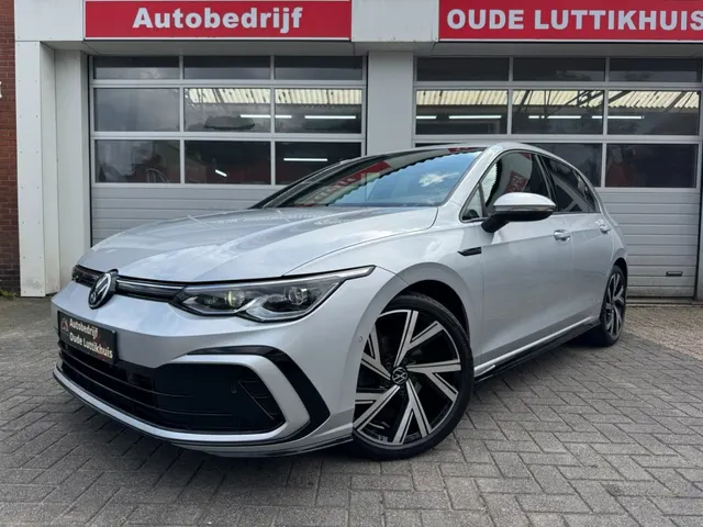 Volkswagen Golf 1.5 eTSI 150PK DSG R-Line 2020