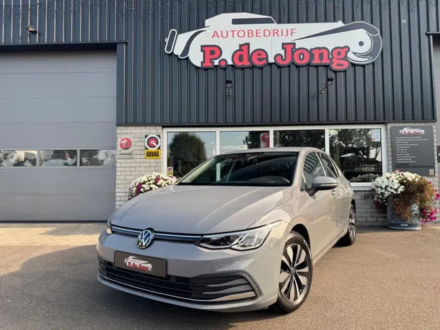 Volkswagen Golf 1.0 TSI Life Move Edition Acc 2024