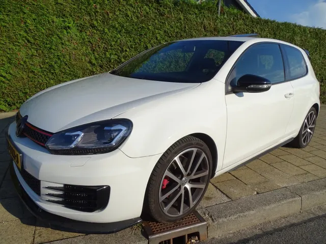 Volkswagen Golf 2.0 GTI Edition 2012