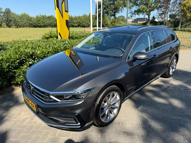 Volkswagen Passat Variant 1.4 TSI PHEV GTE Business 2020
