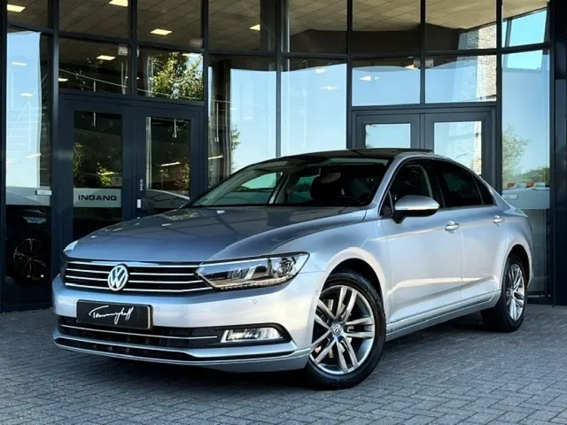 Volkswagen Passat 1.4 TSI Act Highline 2015