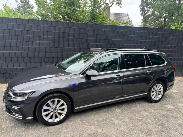 Volkswagen Passat 1.4 TSI PHEV GTE Bns**Leer 2020