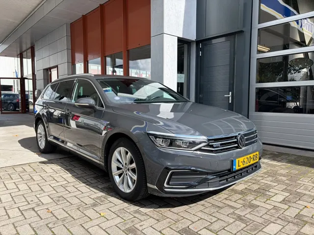 Volkswagen Passat 1.4 TSI PHEV GTE Bns 2021