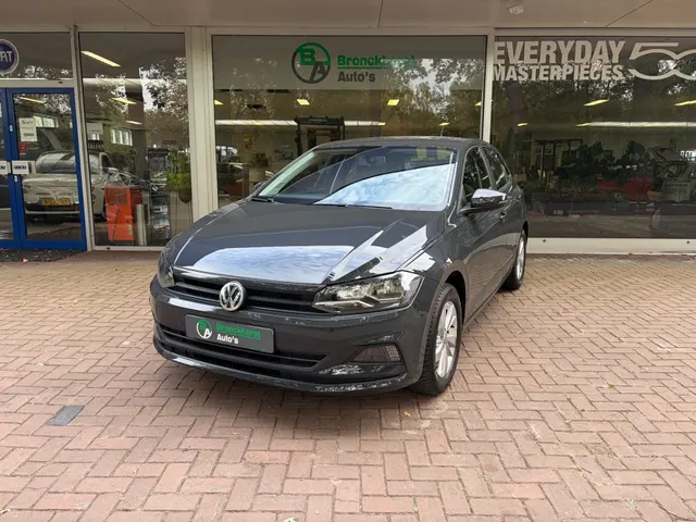 Volkswagen Polo 1.0 MPI Trendline 2018
