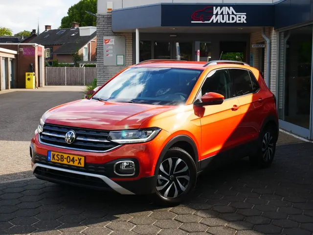 Volkswagen T-Cross 1.0 TSI Active ** 2022