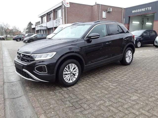 Volkswagen T-Roc 1.O TSI Life 2022