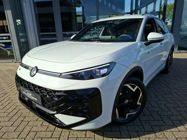 Volkswagen T-Roc 1.5 Etsi R-Line First Automaat 2026