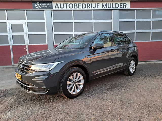 Volkswagen Tiguan 1.5 TSI 150 Pk Life Business Dsg-7 Ecc 2021