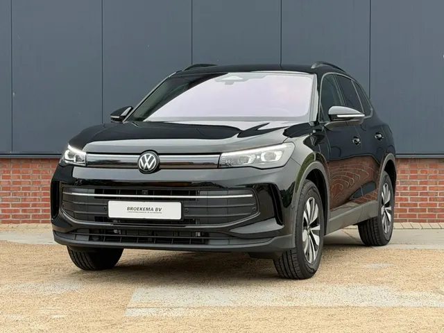 Volkswagen Tiguan 1.5 eHybrid Life Stuurverwarming 2026