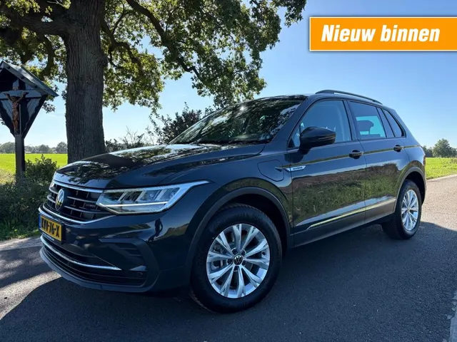 Volkswagen Tiguan 1.4 TSI Ehy R Bns+ 2023