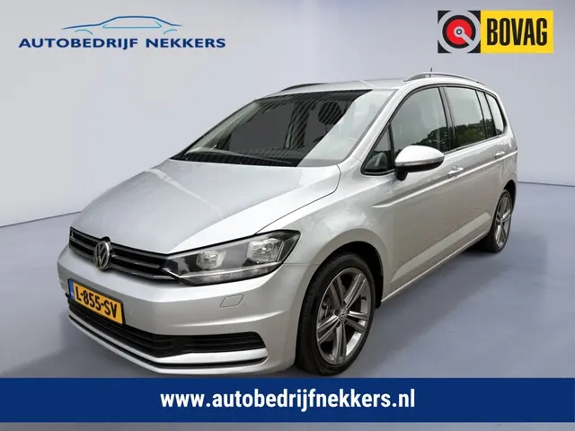 Volkswagen Touran 1.4 TSI Highline Business R Line automaat 2017