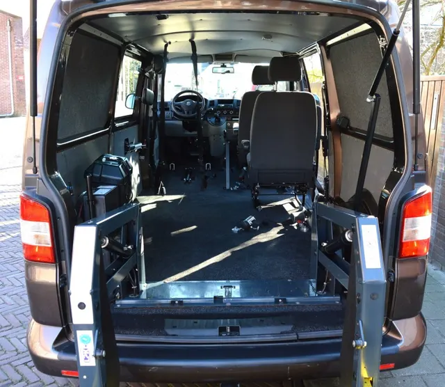 Volkswagen Transporter Rolstoelbus Automaat Zelfrijder Lage Wegenbelasting 2010