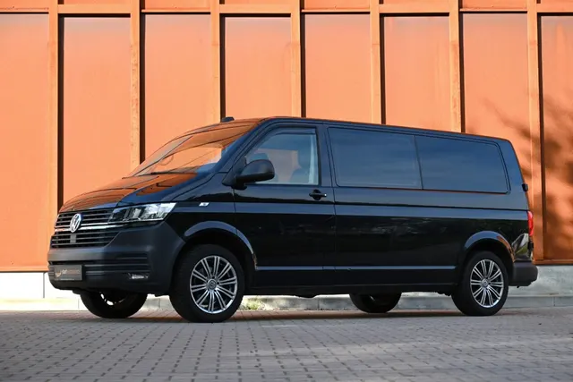 Volkswagen Transporter T6.1 L2H1 DSG Dubbel Cabine 2.0 TDI Leer 2020
