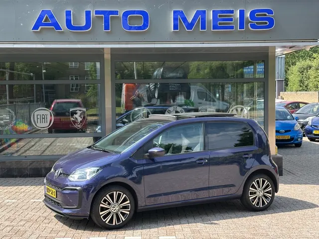 Volkswagen Up 1.0 TSI Sound Up R-Line 2017