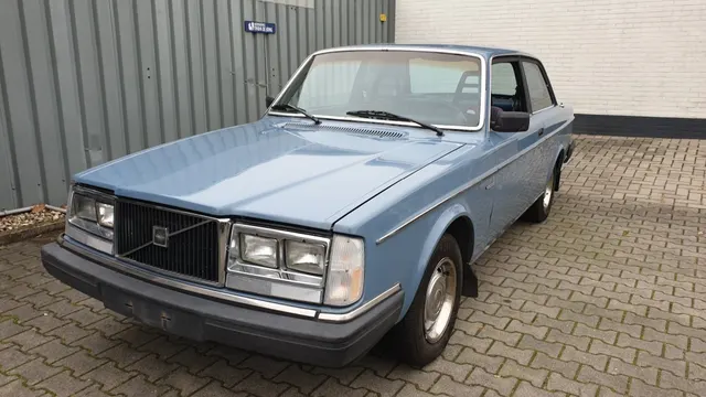 Volvo 242 Usa 1983