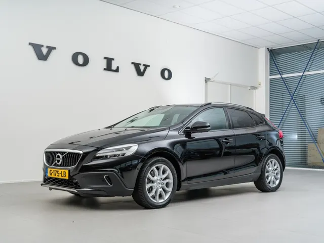 Volvo V40 Cross Country T3 Summum 2019