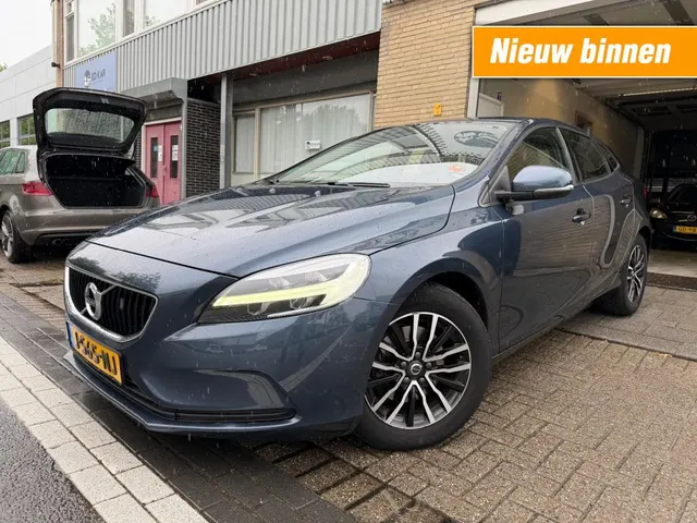 Volvo V40 2.0 T2 Inscription 1ste eig. Rijdt Goed Apk 4-2027 2019