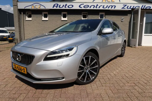 Volvo V40 2.0 T3 Nordic+ 2018