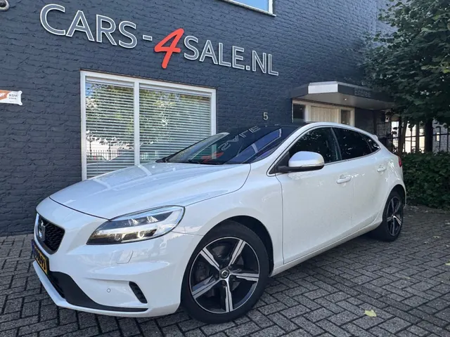 Volvo V40 2.0 T4 Aut. R-Design 190pk + 2017