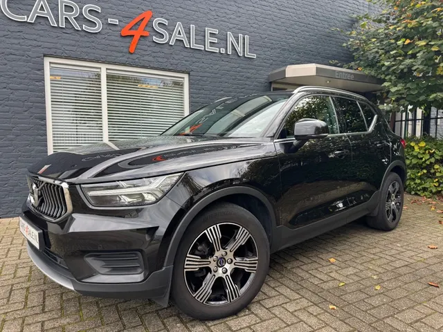 Volvo XC40 T-2 Inscription + 2021
