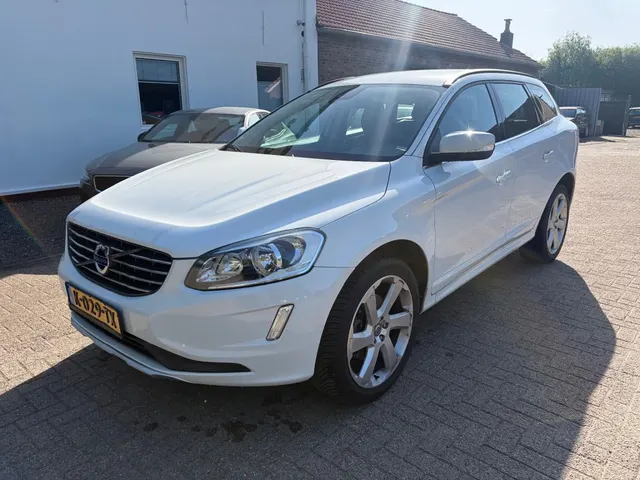 Volvo XC60 T5 Momentum Nw. Versnelbak 2013