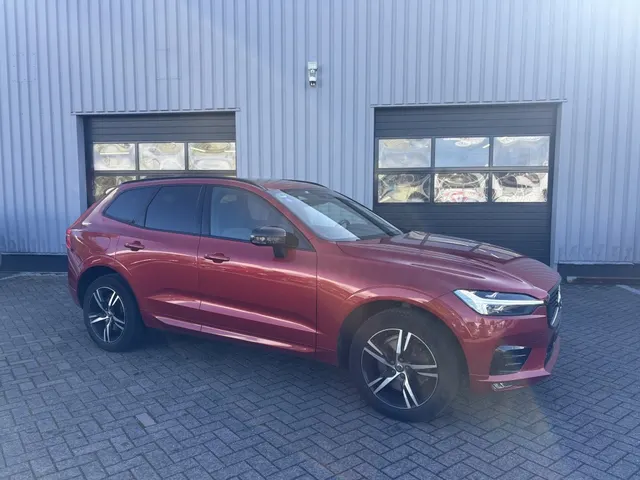 Volvo XC60 2.0 B4 R-Design R-Design 2021