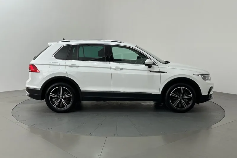 Volkswagen Tiguan review (occasion lease): 67 procent heeft een trekhaak, en dat is precies het punt