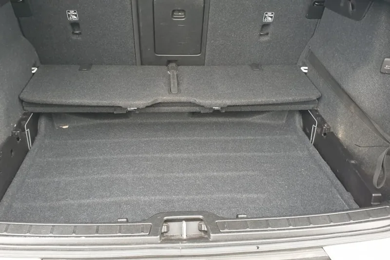 De kofferbak van de Volvo XC40 met vlakke laadvloer