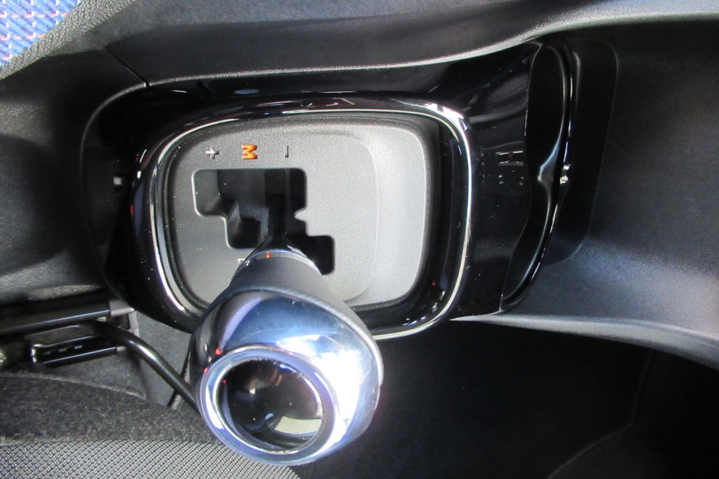 large_1644246110328995-1.jpg