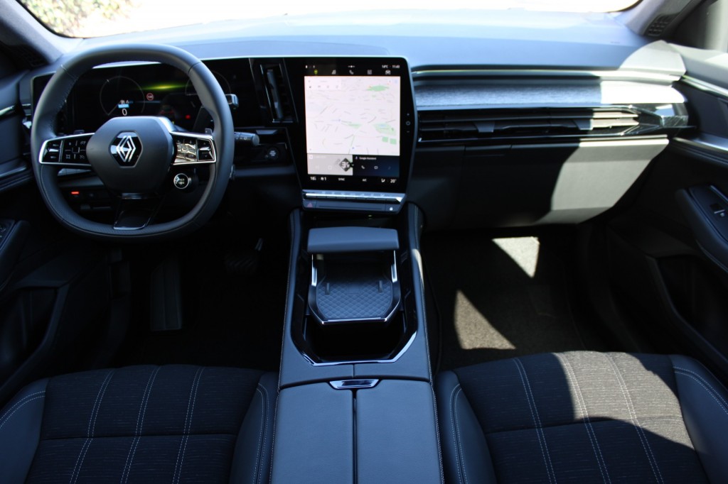 large_1680188975170445.jpg