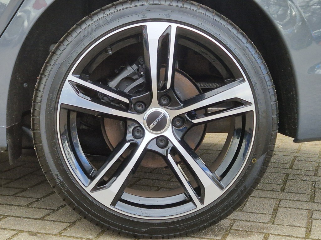 large_1709733545870541-1.jpg