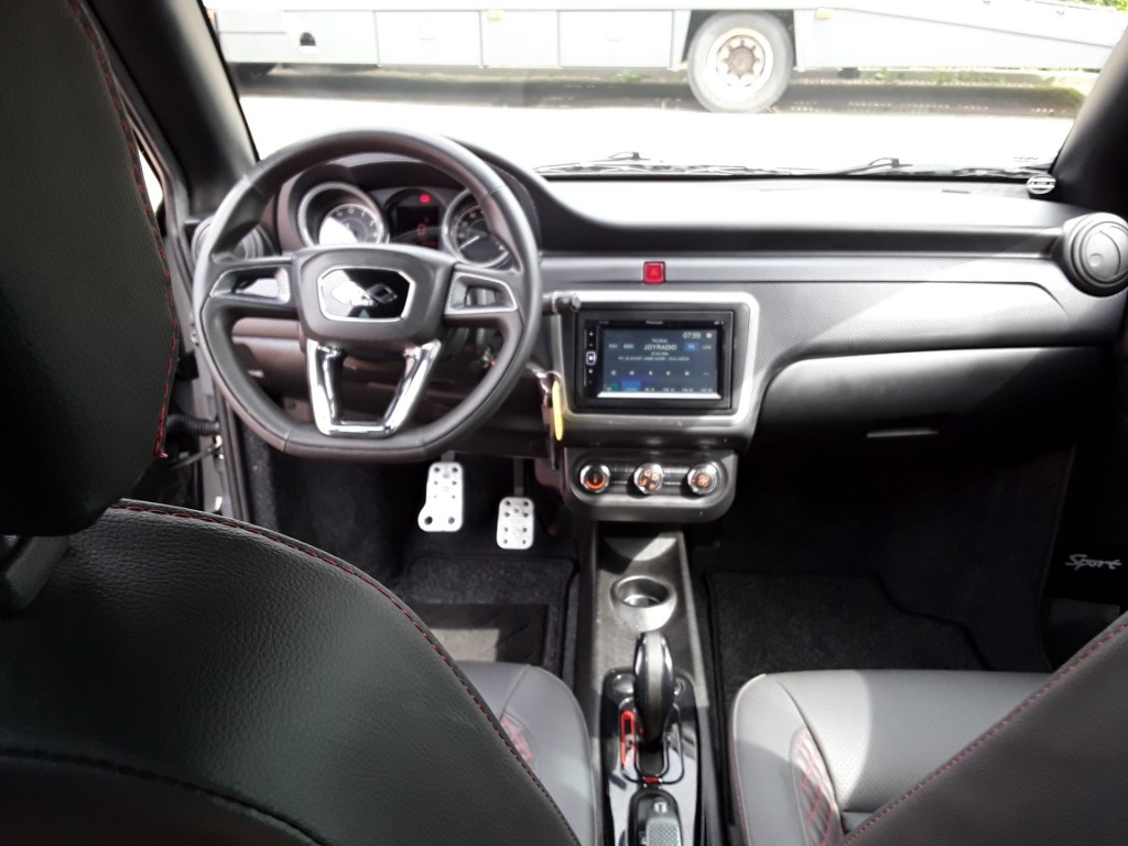 large_1714037618764403-1.jpg