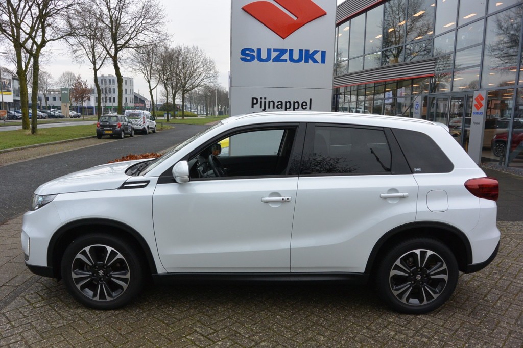 large_1735509149348926.jpg
