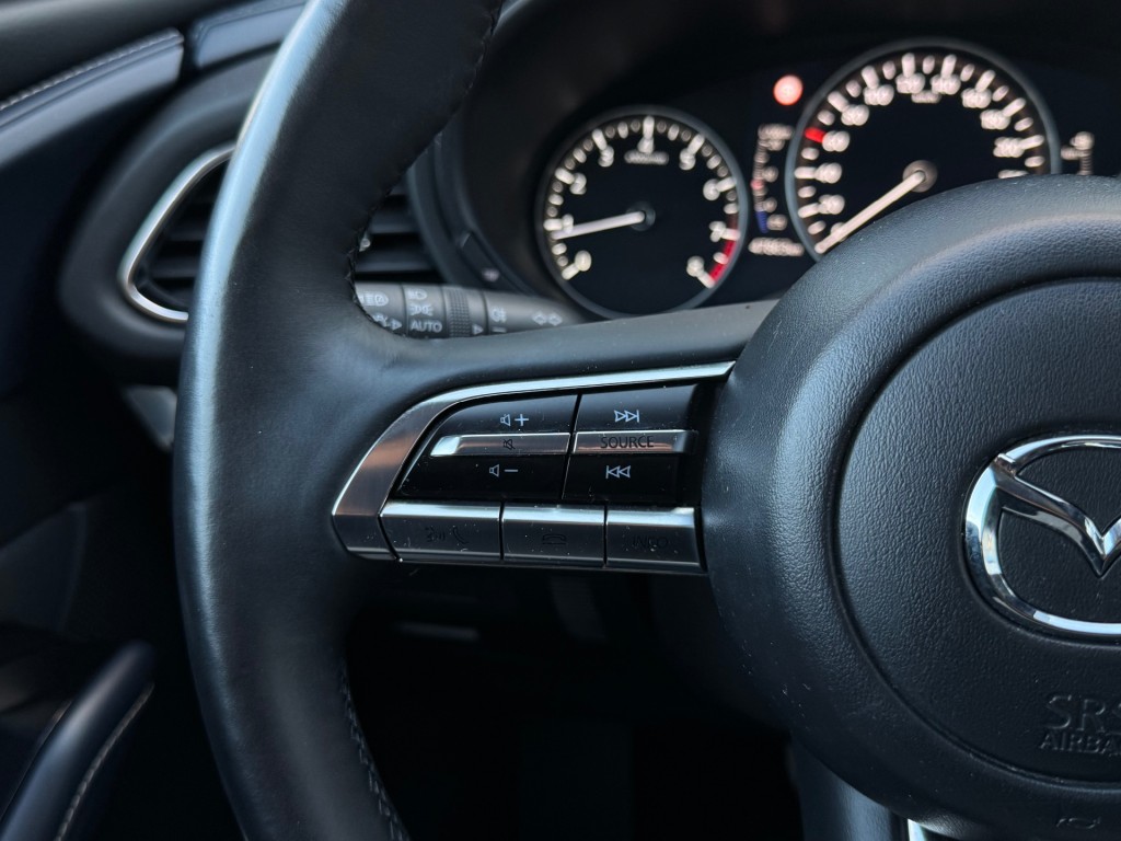 large_1760355968569293.jpg