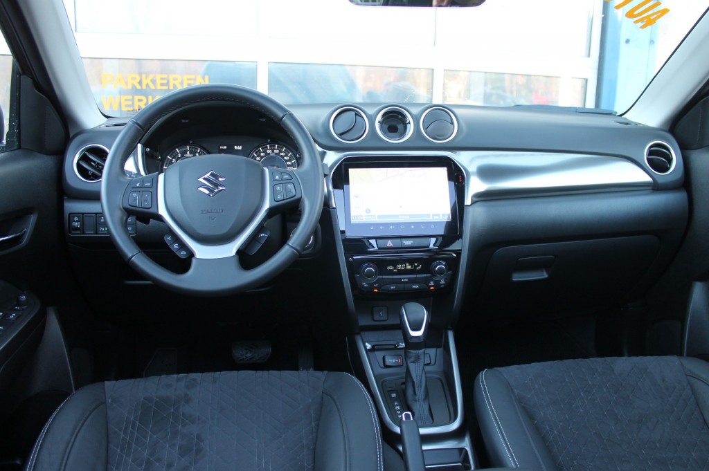 large_1764243646332167-1.jpg