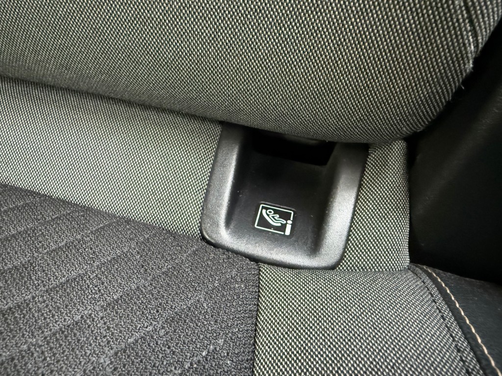 large_1764600688727525.jpg