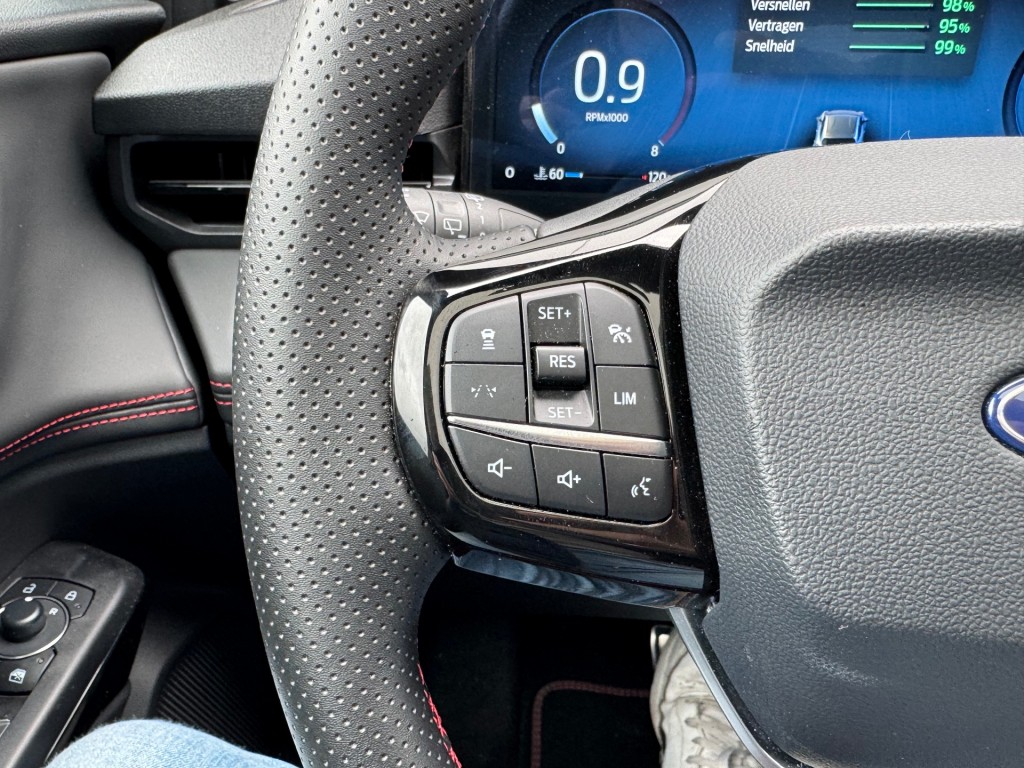large_176486678101516.jpg
