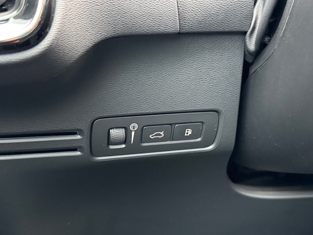 large_1765204579528395.jpg