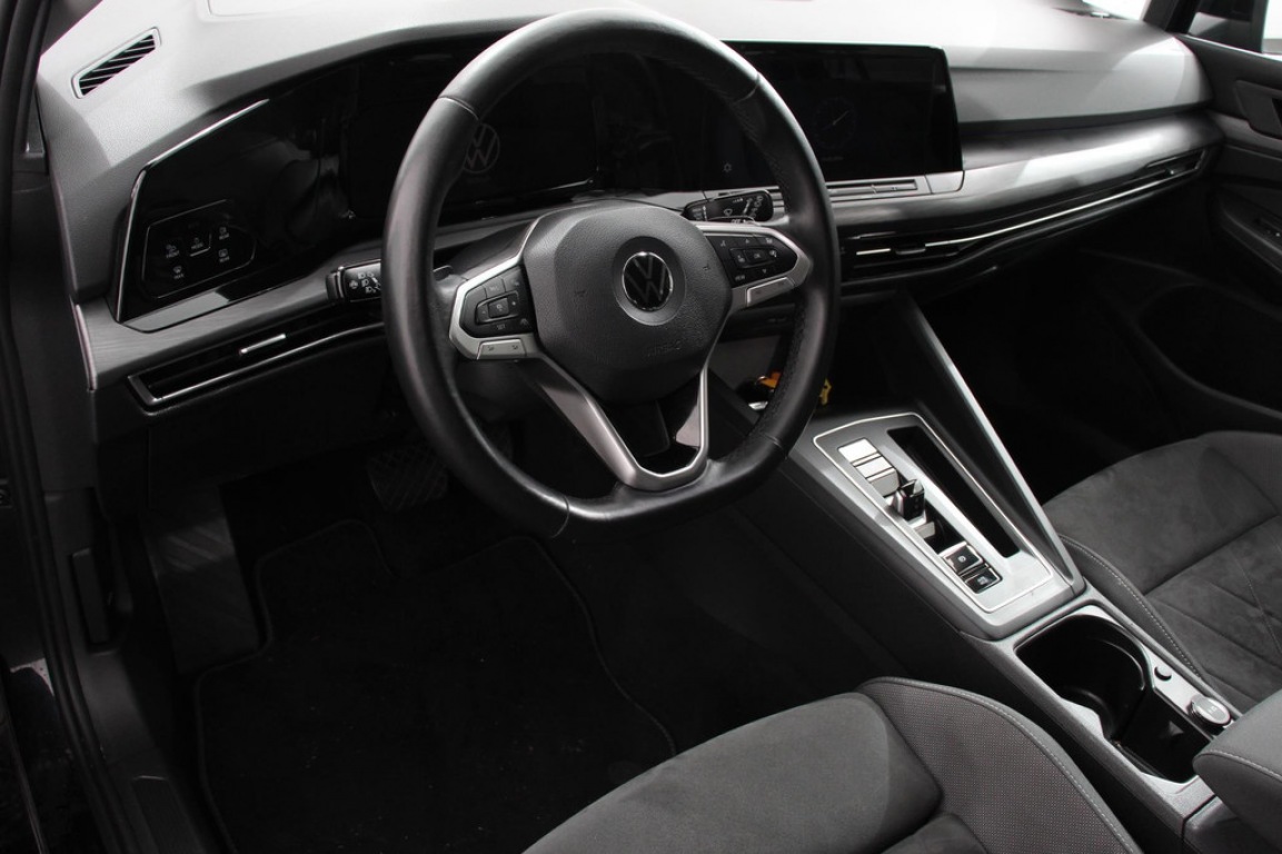 large_176899774980107.jpg
